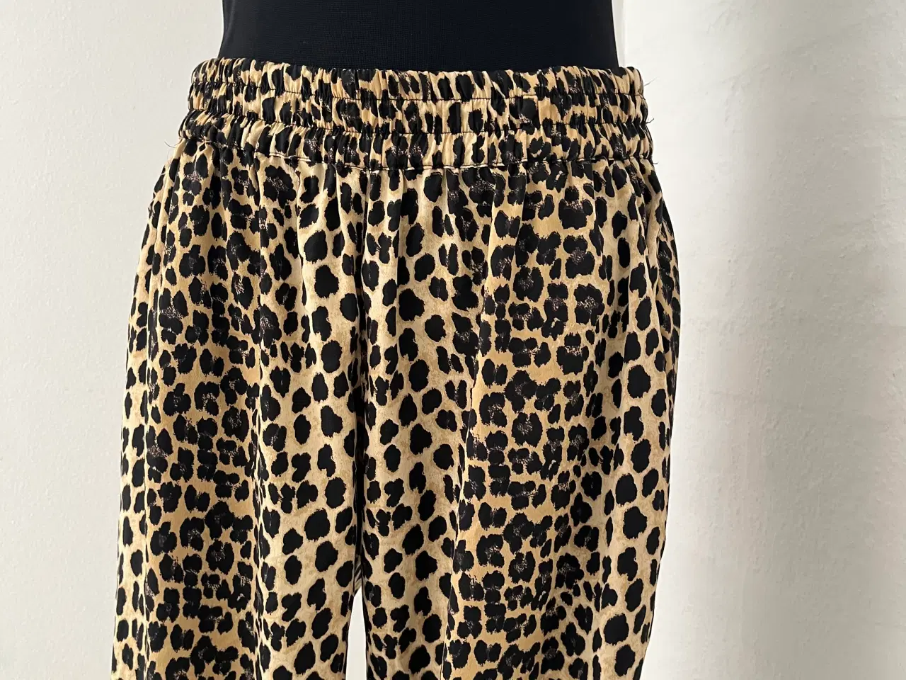 Billede 2 - Knickers str.36