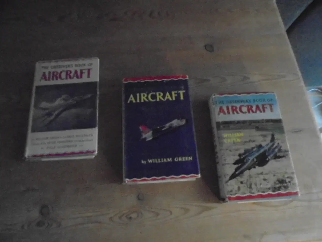 Billede 1 - 3 stk. af The Observer’s Book of Aircraft 