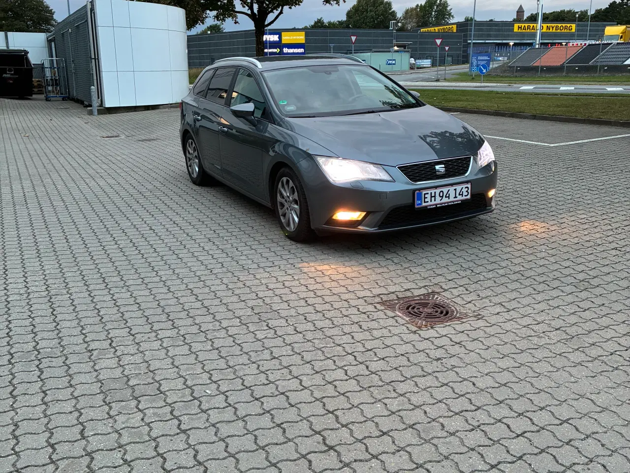 Billede 3 - NYSYNET SEAT LEON DSG7