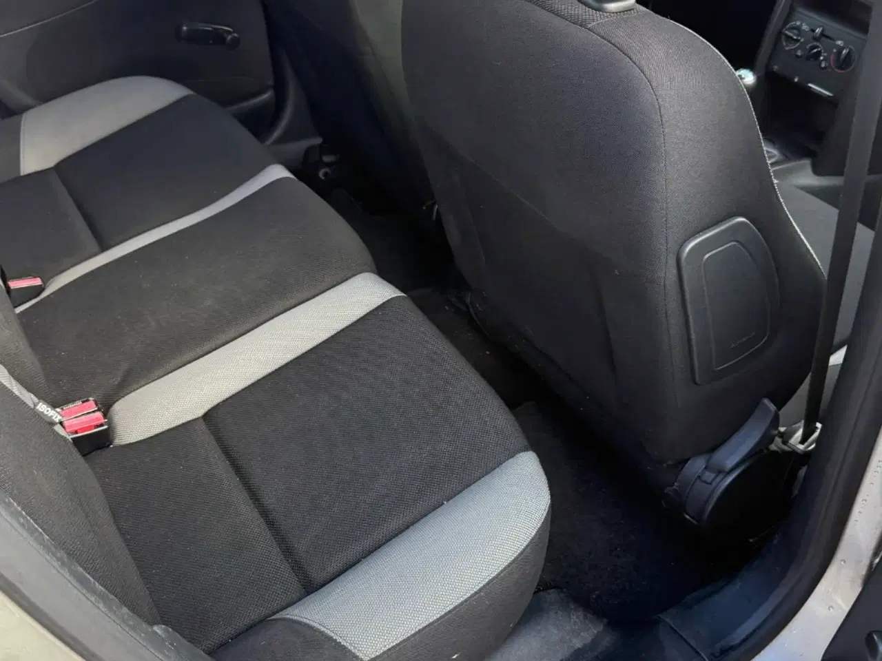 Billede 5 - Peugeot 207 - nysynet & lav km-tal