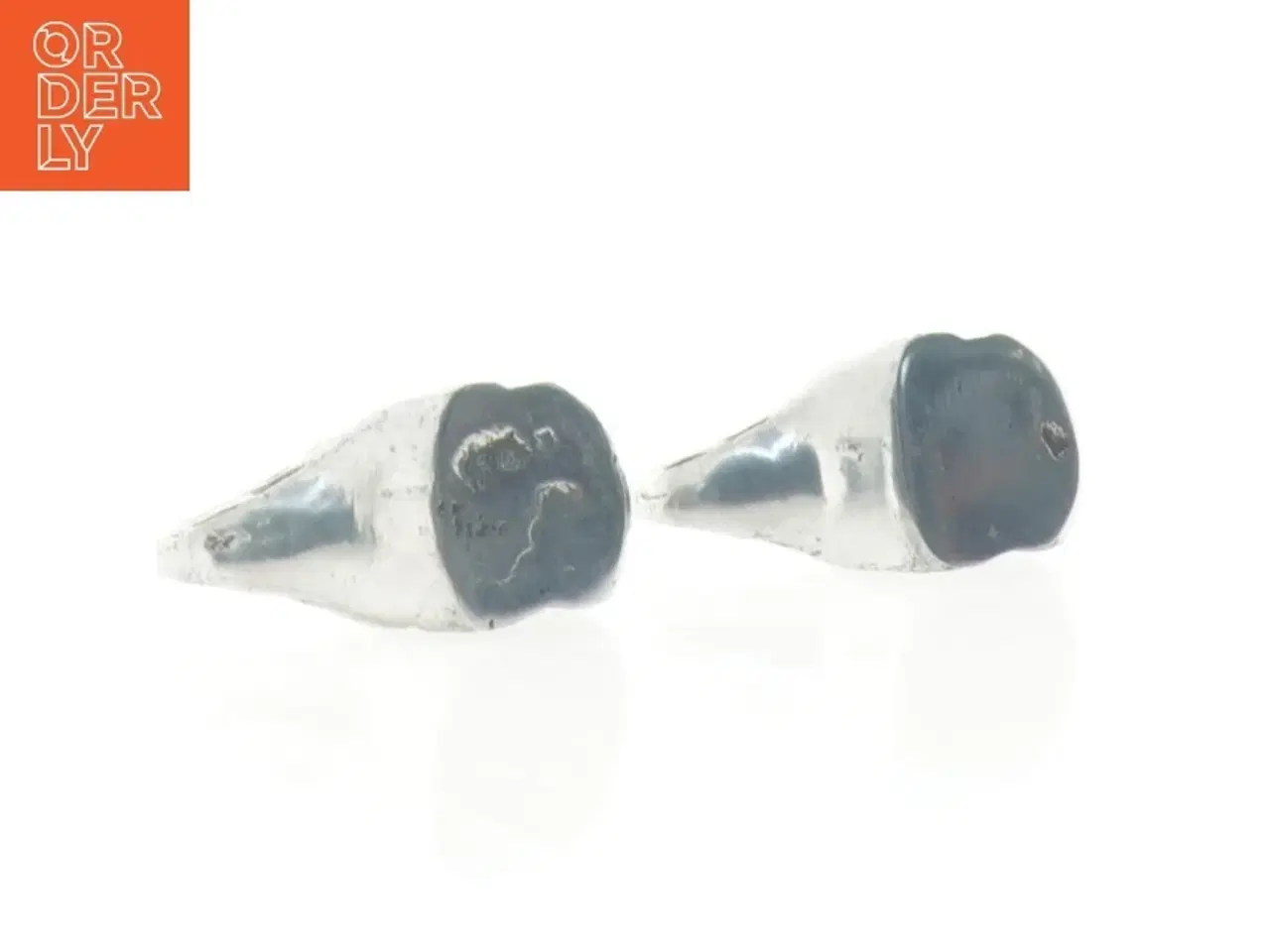 Billede 2 - Sølvfarvede Hønse servietringe med høne figurer (str. 7 x 4 x 3 cm)