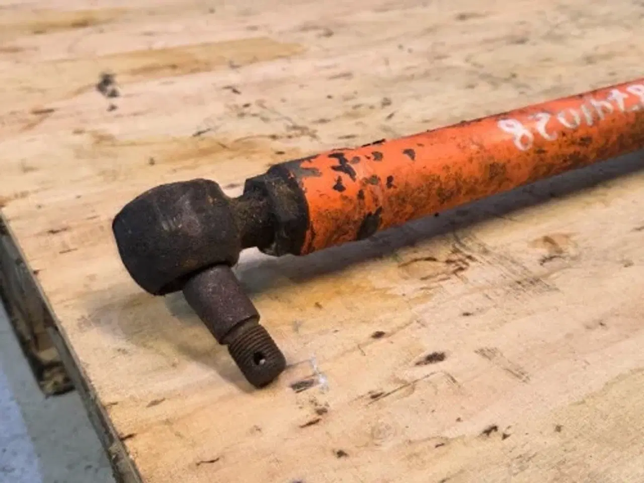 Billede 7 - Dronningborg D7000 Styrecylinder 28741028