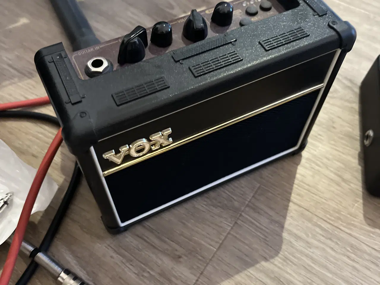 Billede 4 - Ibanez Gio Guitar med 2 forstærkere og distortion 