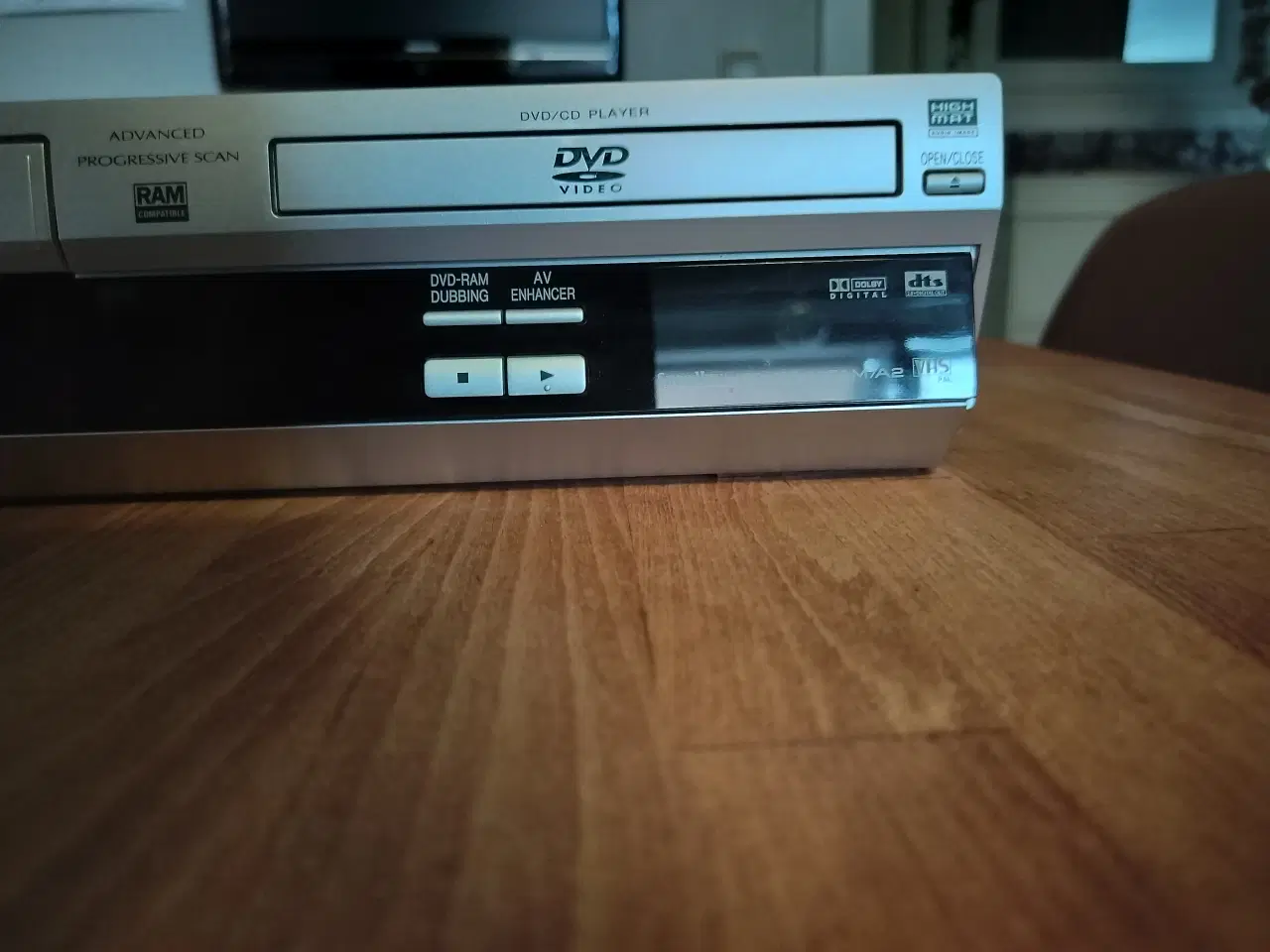 Billede 3 - PANASONIC VHS OG DVD AFSPILLER