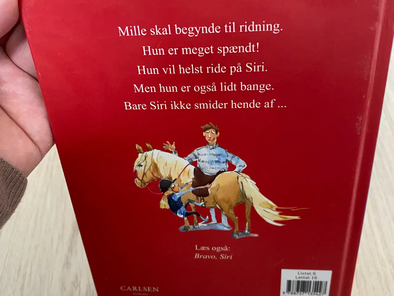 Billede 4 - Børnebog “Hej Siri” 