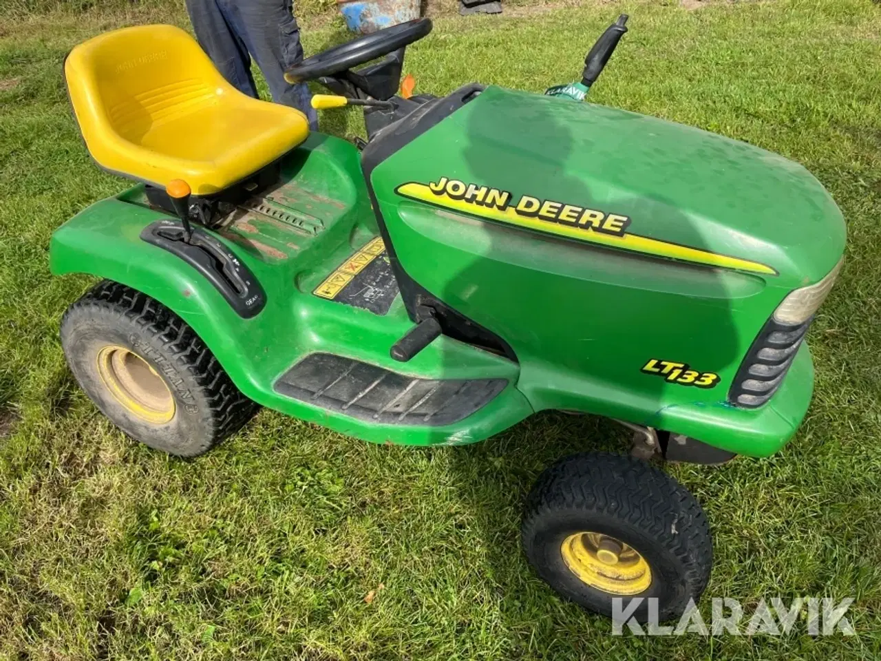 Billede 2 - Græsslåmaskine John Deere LT133