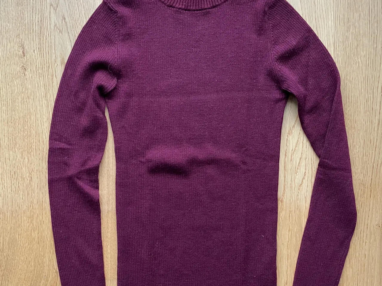 Billede 1 - Muji uldbluse bordeaux