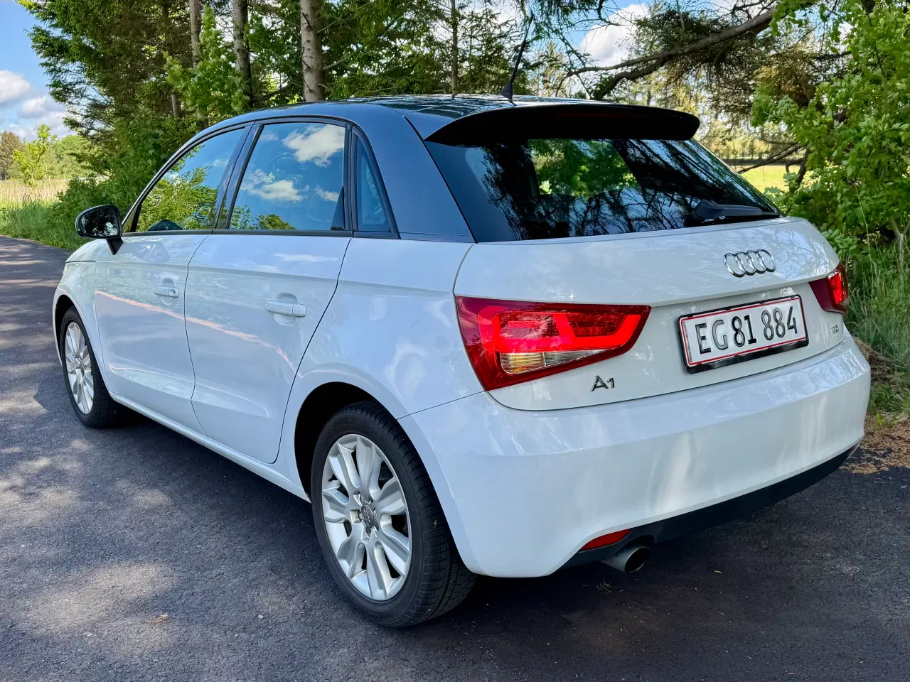 Billede 3 - Audi A1 1.6 TDI  SPORTSBACK 5 DØRS TOP UDSTYRET 