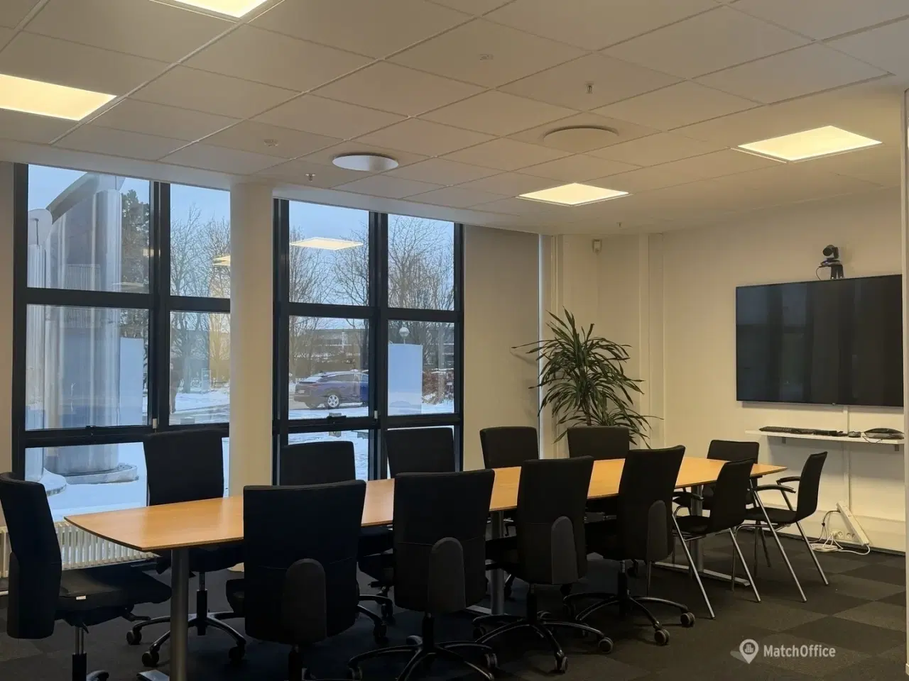 Billede 34 - Albertslunds flotteste kontor midt i en oase