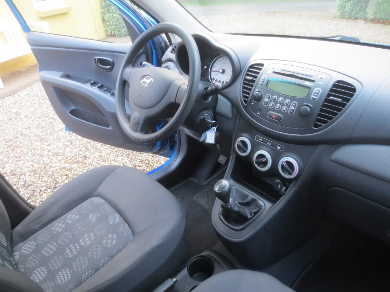 Billede 14 - Hyundai i 10 1.1 i Km 90000. Nysynet.