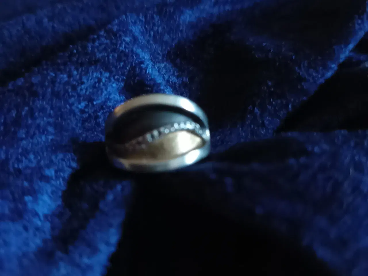Billede 2 - Unika armring med tilhørende ring 