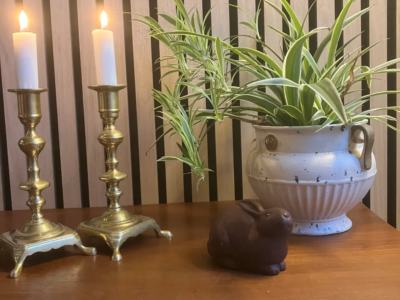 Billede 1 - Sød brun kanin i stentøj 