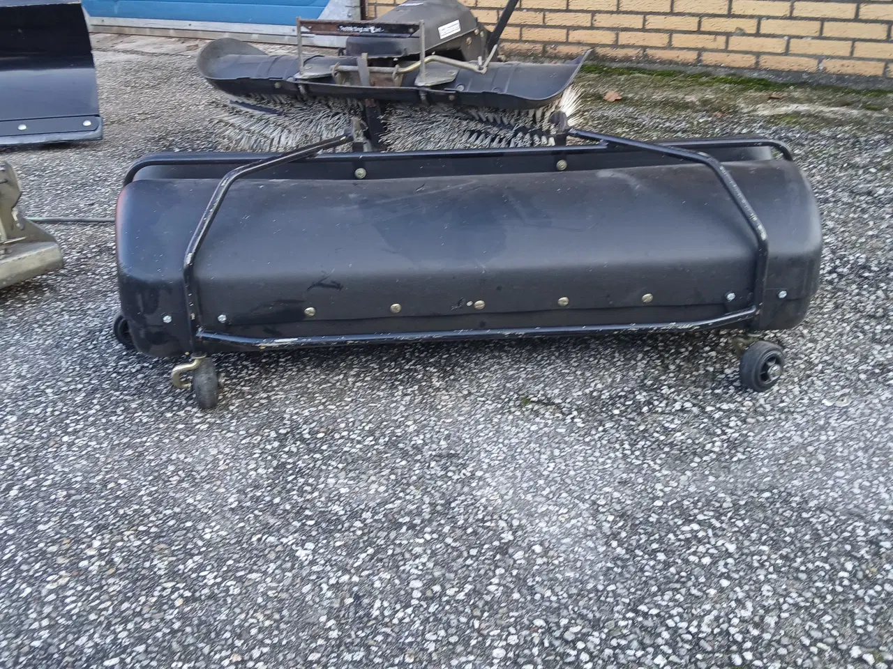 Billede 11 - Kost og sne skraber