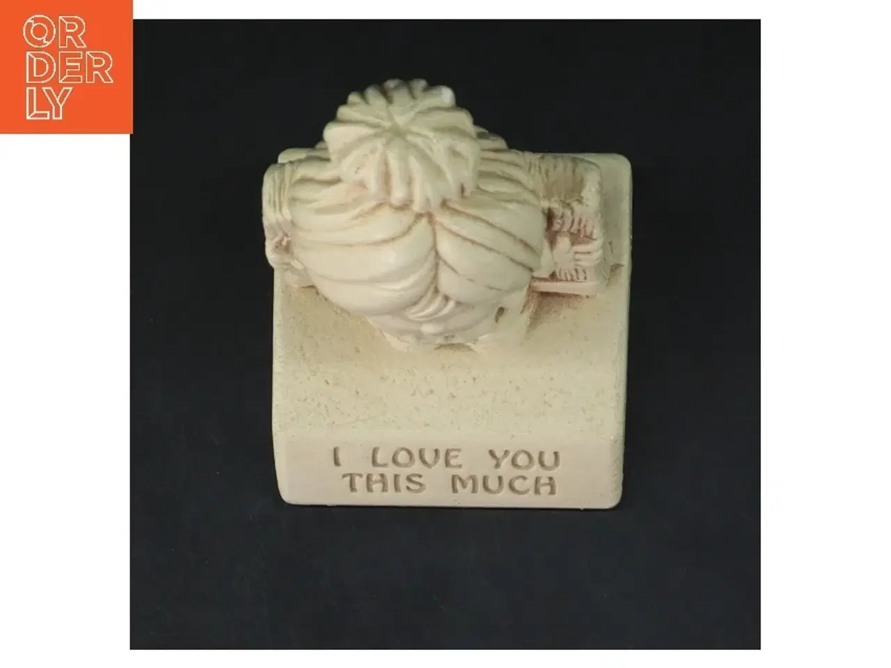 Billede 3 - Dekorativ figur med tekst (str. 14 cm)