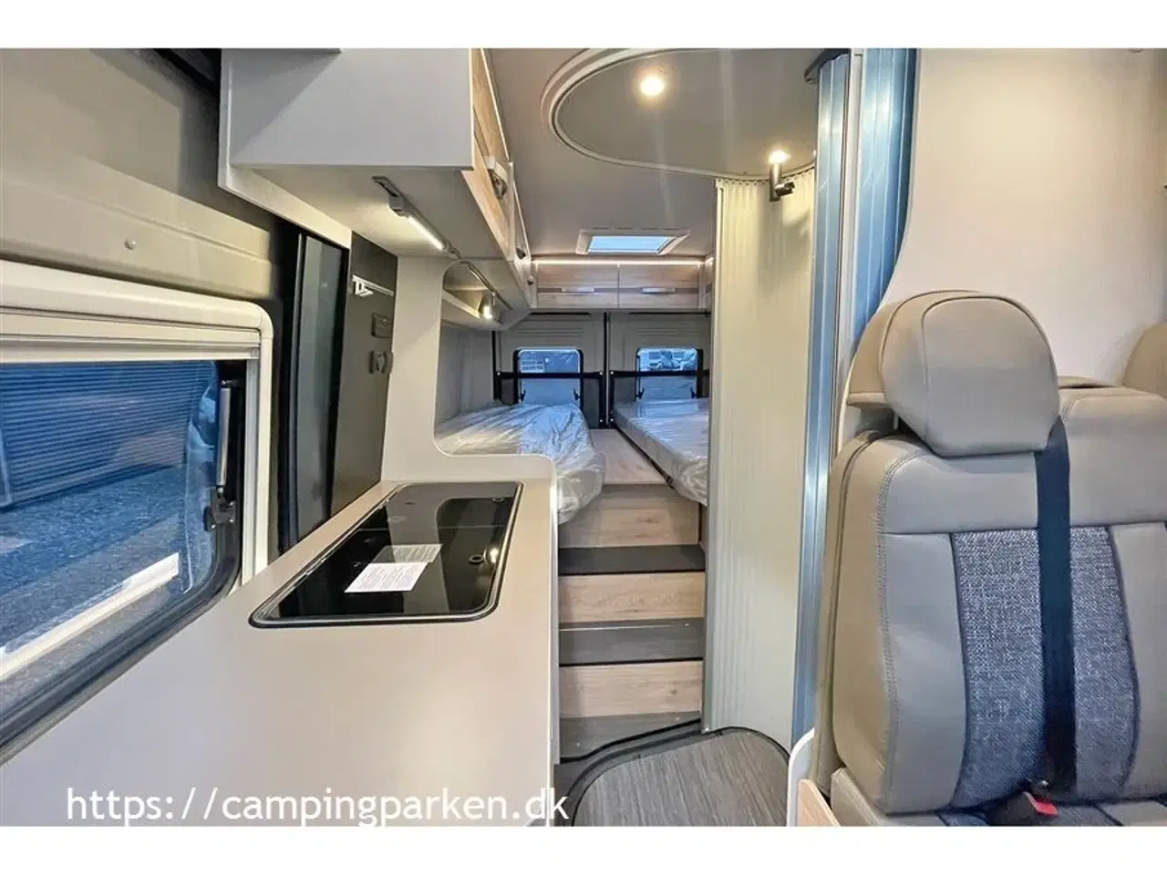 Billede 9 - 2024 - Dethleffs Globetrail CVD 600 ER Advantage   Udlejes: Ny camper van på 6 meter med enkeltsenge og automatgear