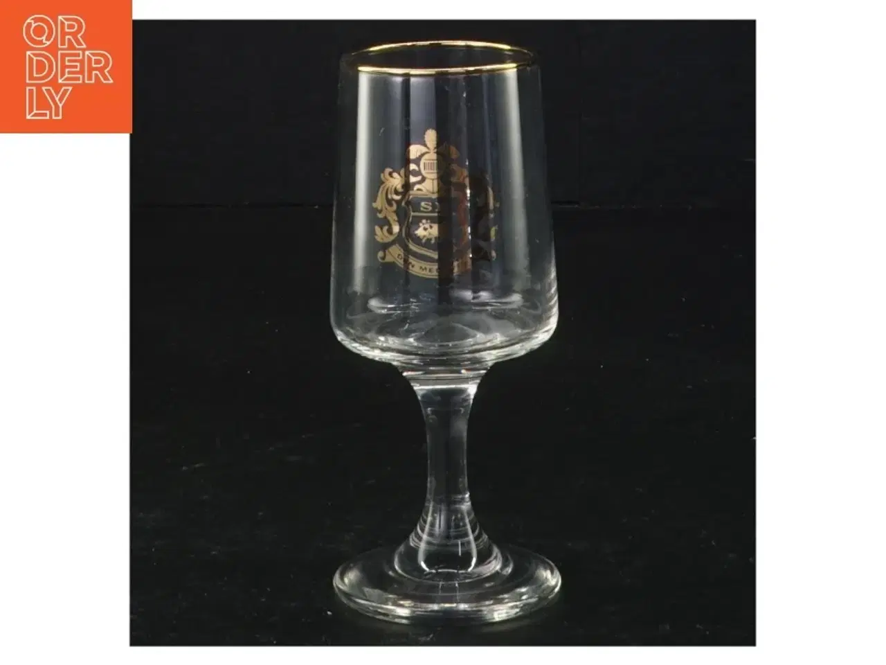 Billede 1 - Glas med guldkant og våbenskjold dekoration (str. 11 x 4 komma 5 cm)