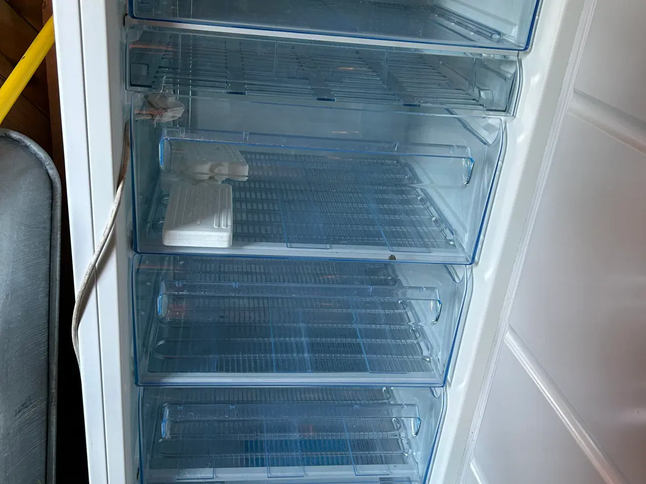 Billede 2 - skabsfryser electrolux