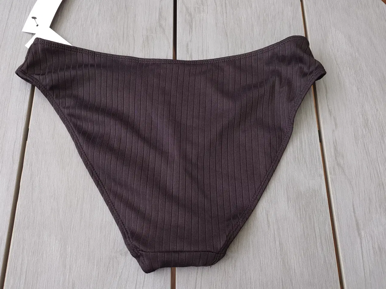 Billede 2 - Ny Vrs bikini trusse str l