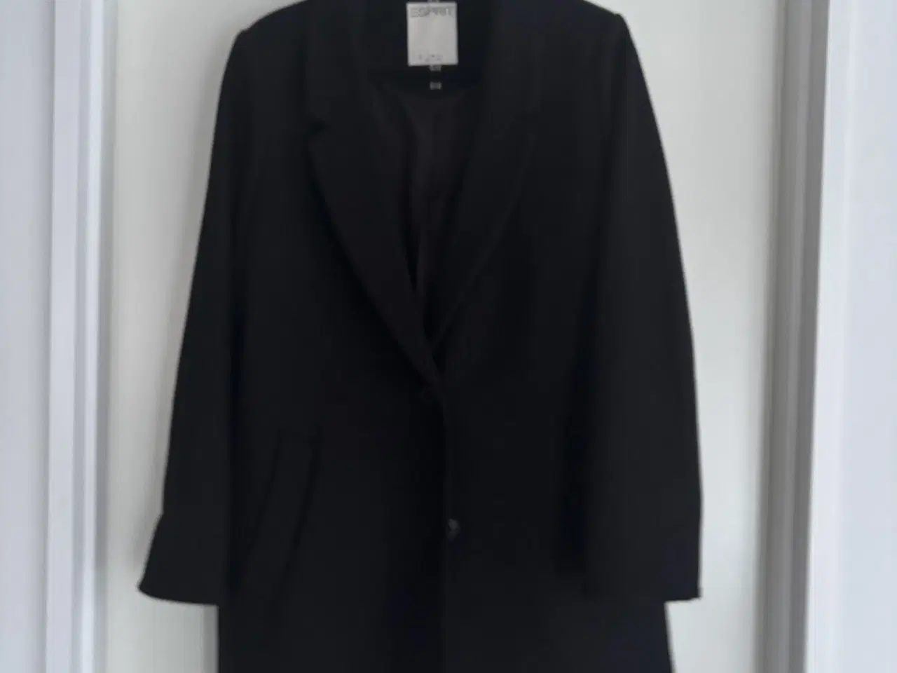 Billede 1 - Esprit uldfrakke med foer. Str. L. 