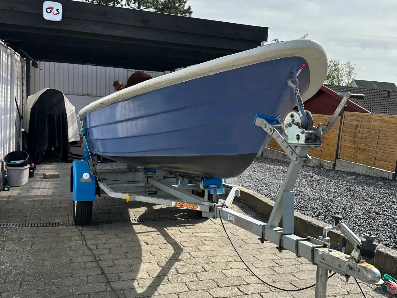 Billede 1 - Jolle med motor og trailer