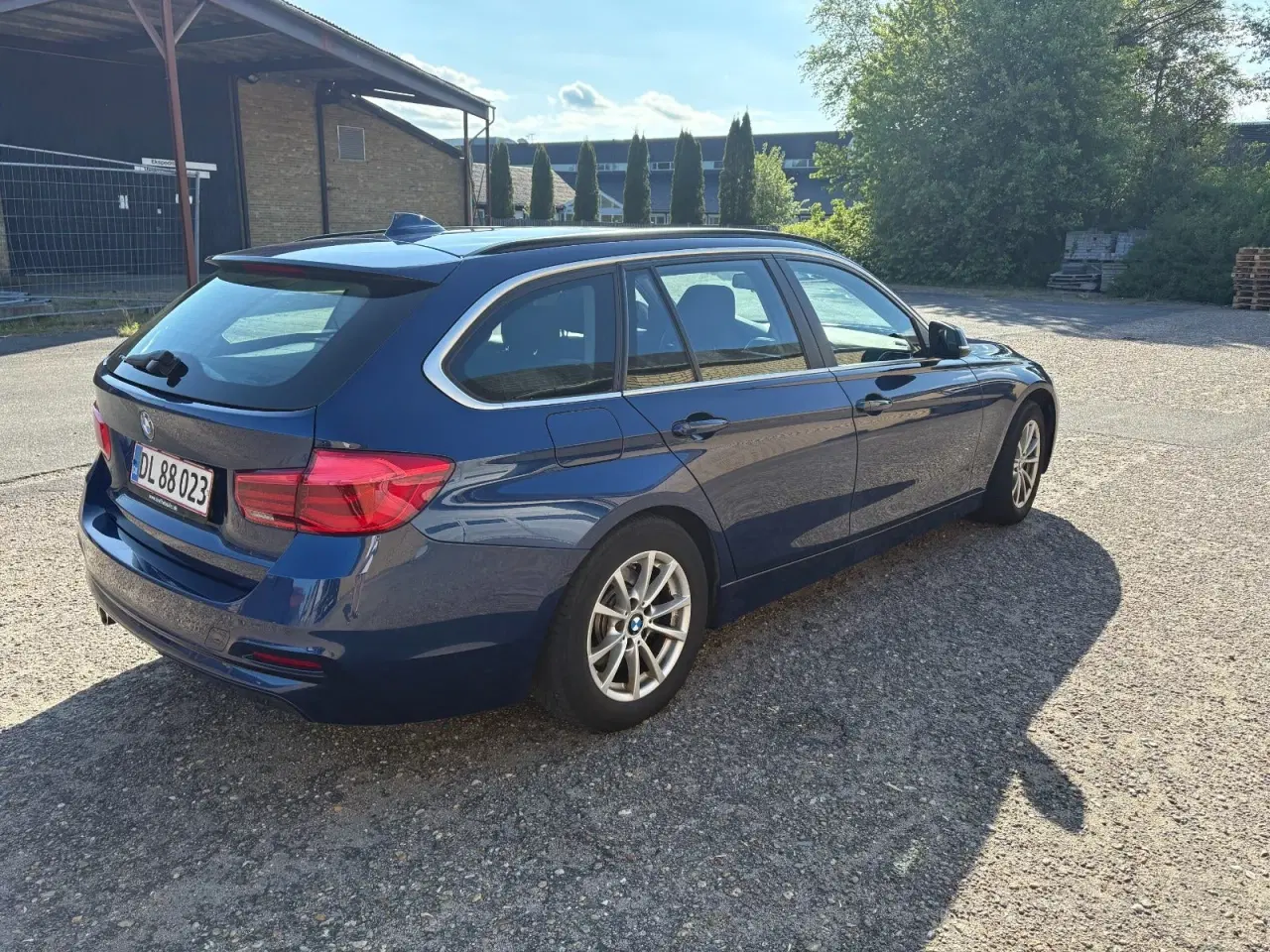Billede 6 - BMW 320d 2,0 Touring Executive aut.