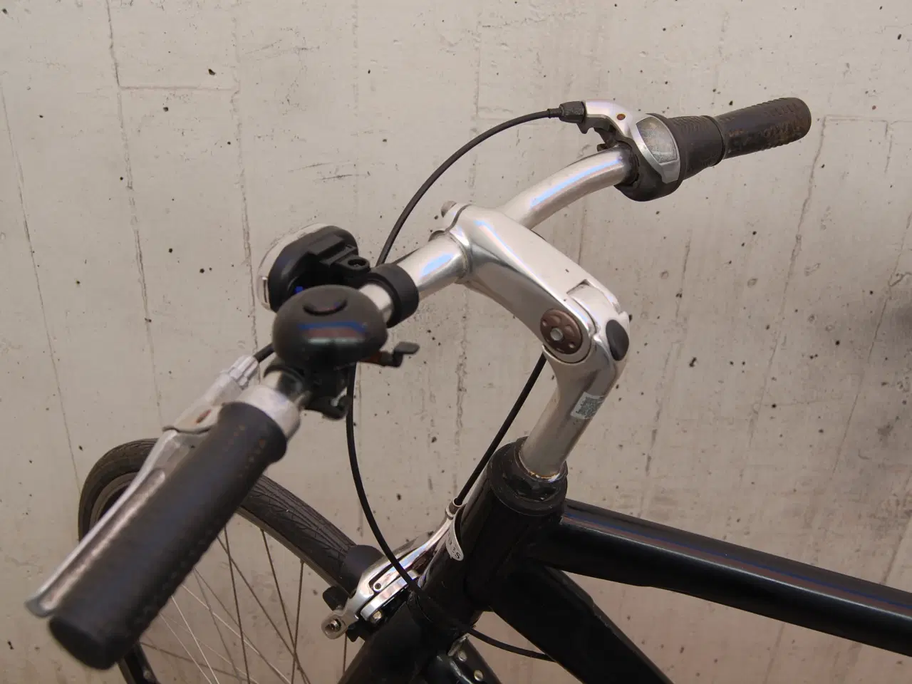 Billede 3 - Velkørende Kildemoes herrecykel med 7 gear og lys 