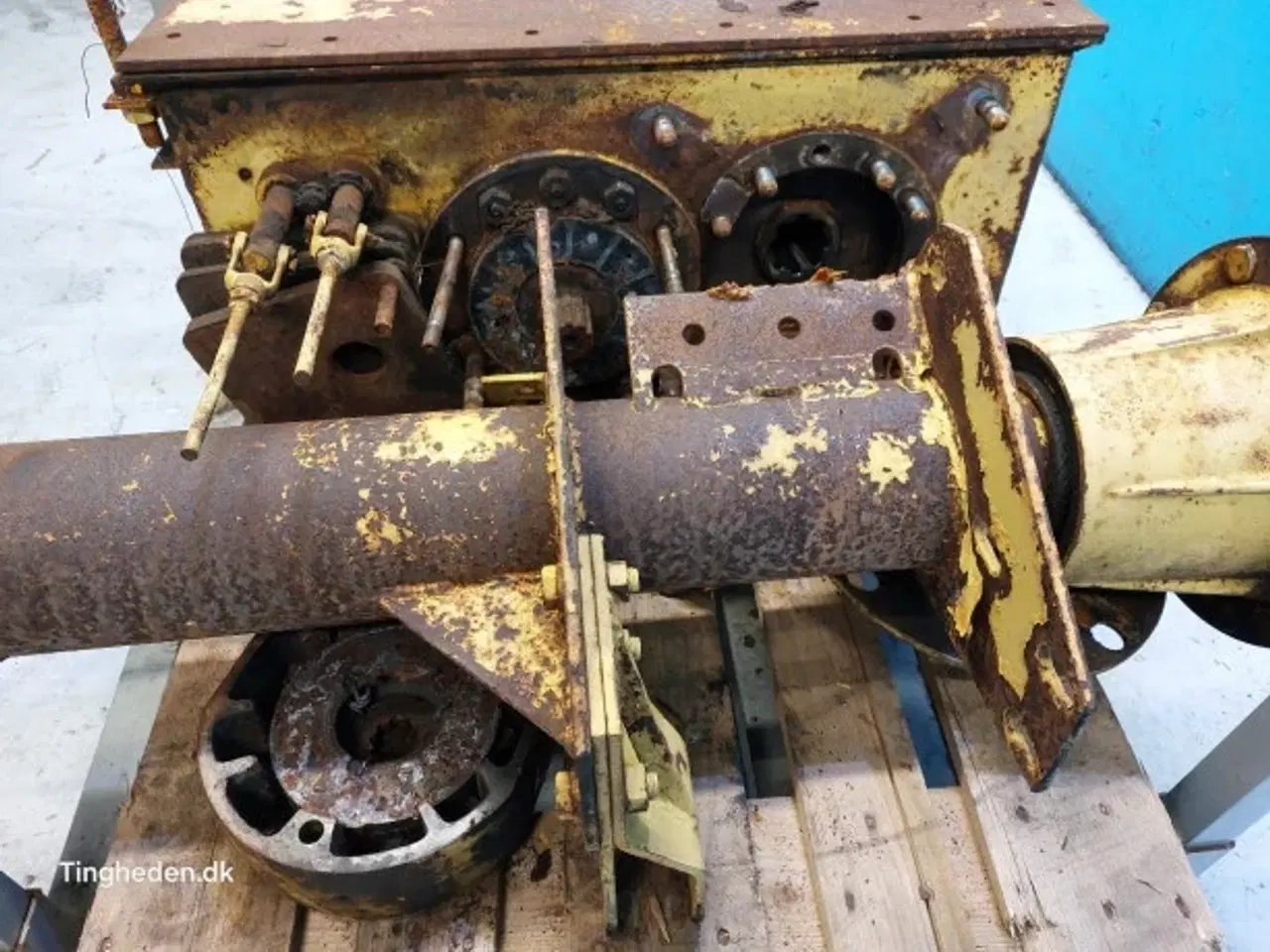 Billede 11 - New Holland M140 Foraksel