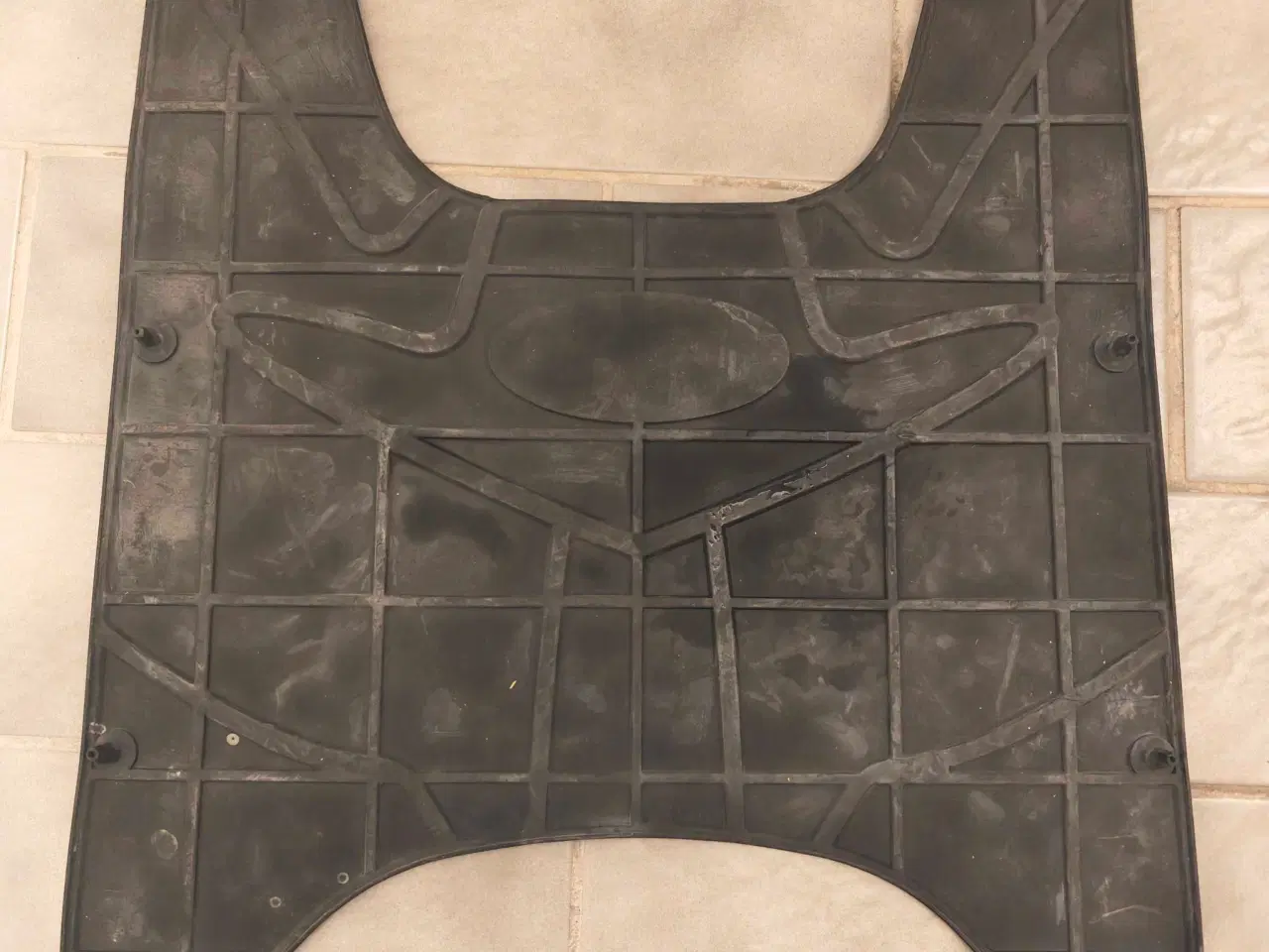 Billede 2 - PGO Hot 50 / Big Max. Ny Original Gummi Måtte