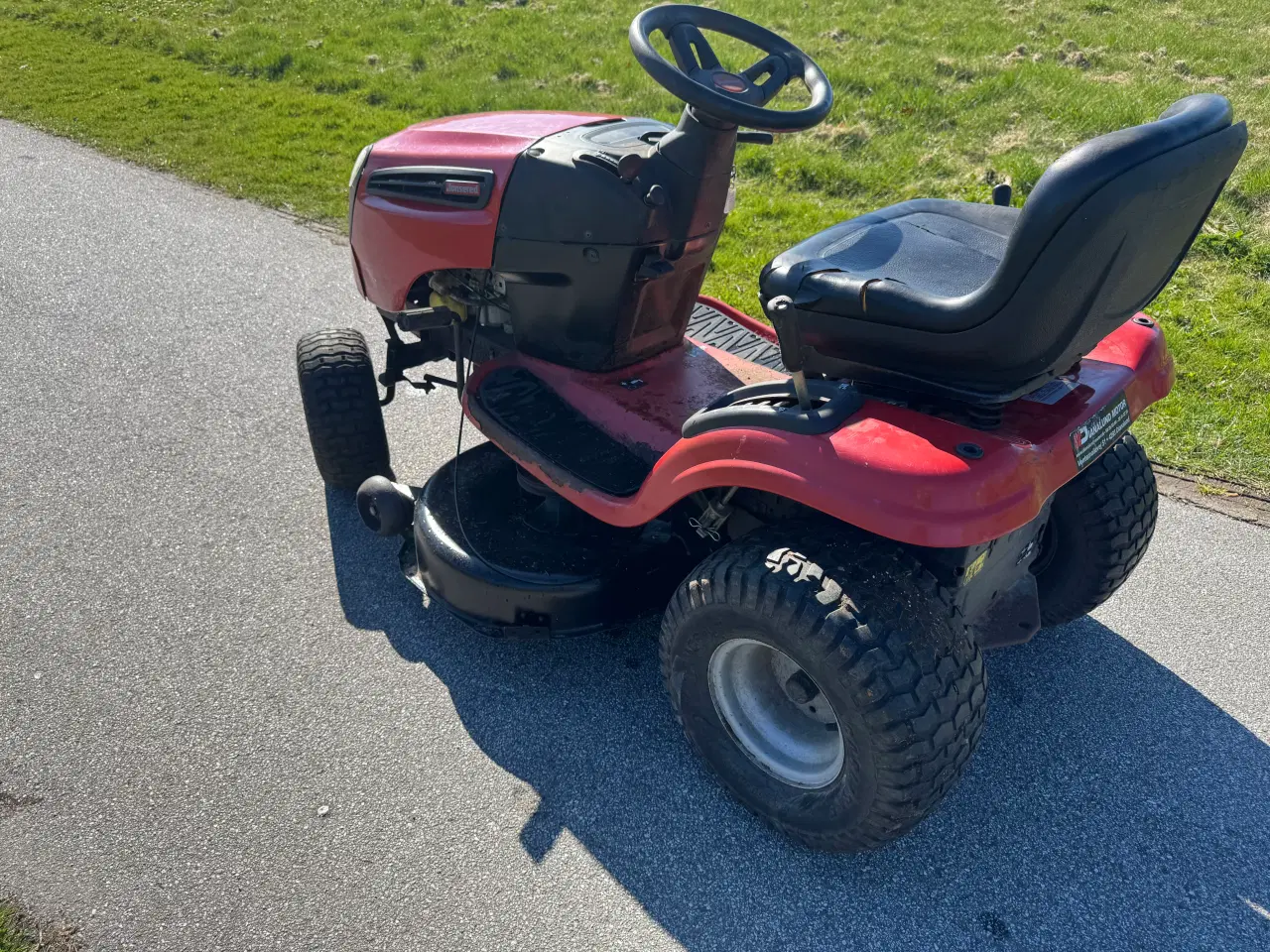 Billede 4 - Havetraktor. Jonsered LT2217A