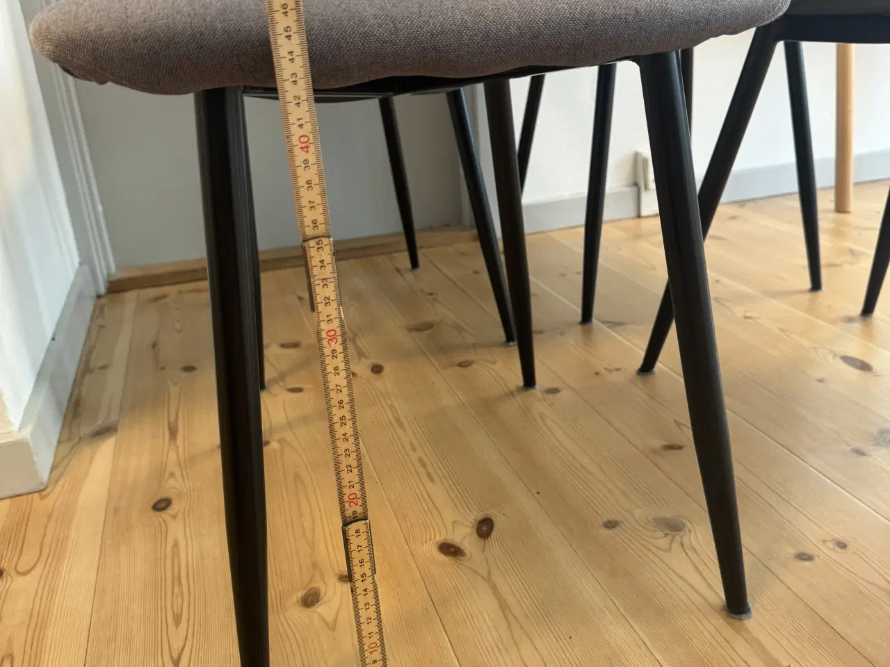 Billede 3 - 4 spisebordsstole sælges 