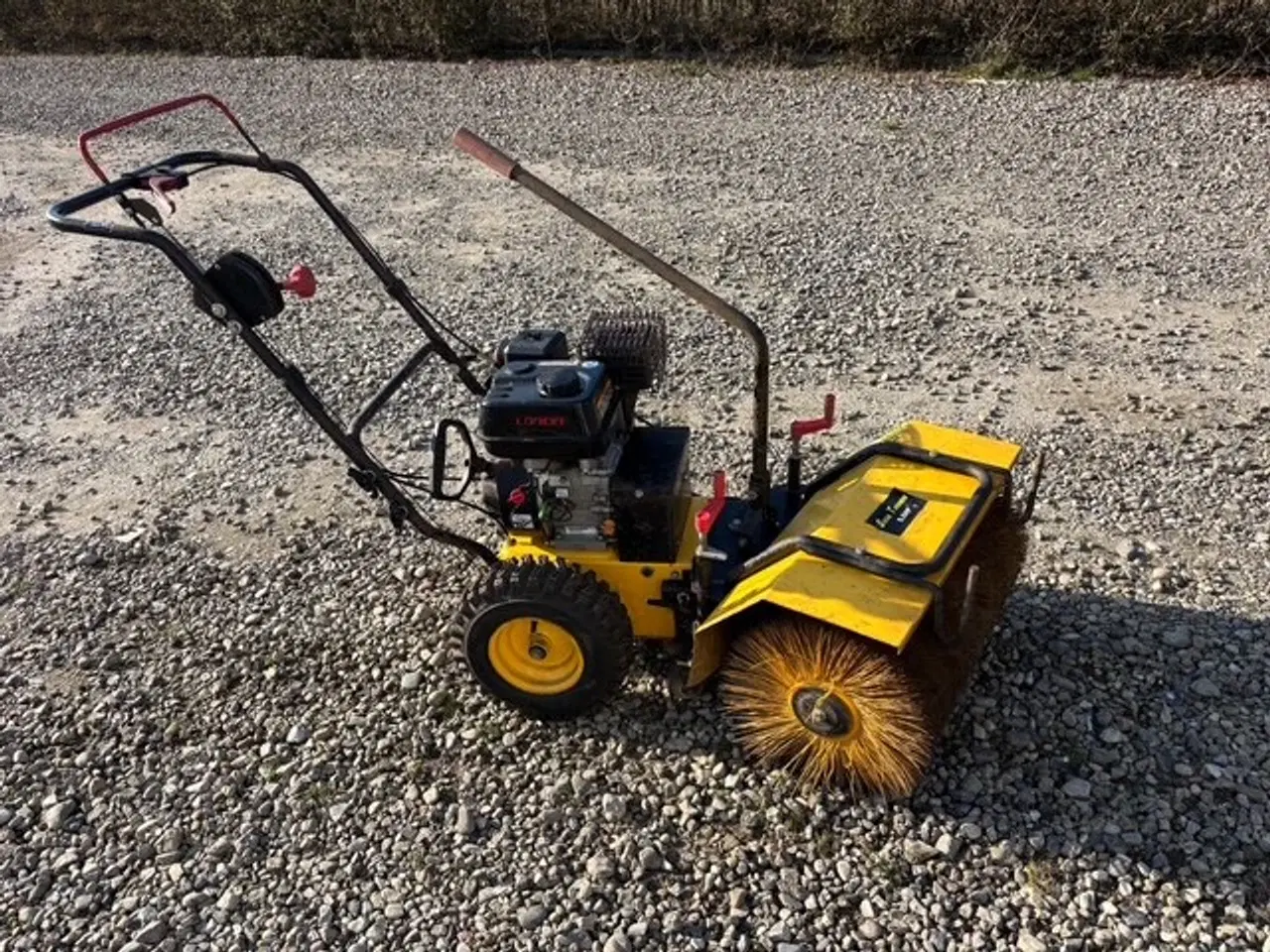 Billede 4 - Motorkost/Fejemaskine