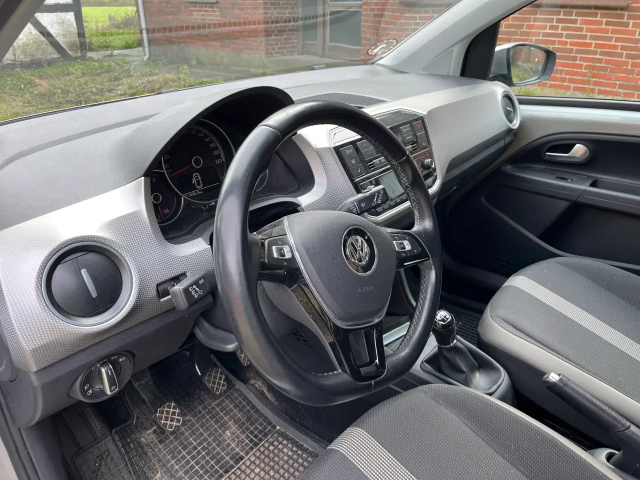 Billede 10 - Lav km-stand - VW High up! 1,0 TSI 