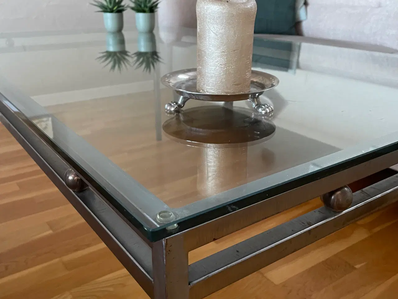 Billede 2 - GRATIS SOFABORD MED GLASPLADE