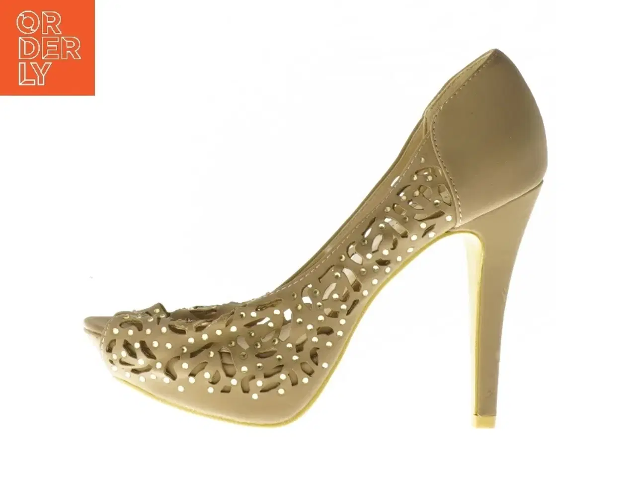 Billede 1 - Beige højhælede sko i størrelse 36 fra Top Moda (str. 36 )