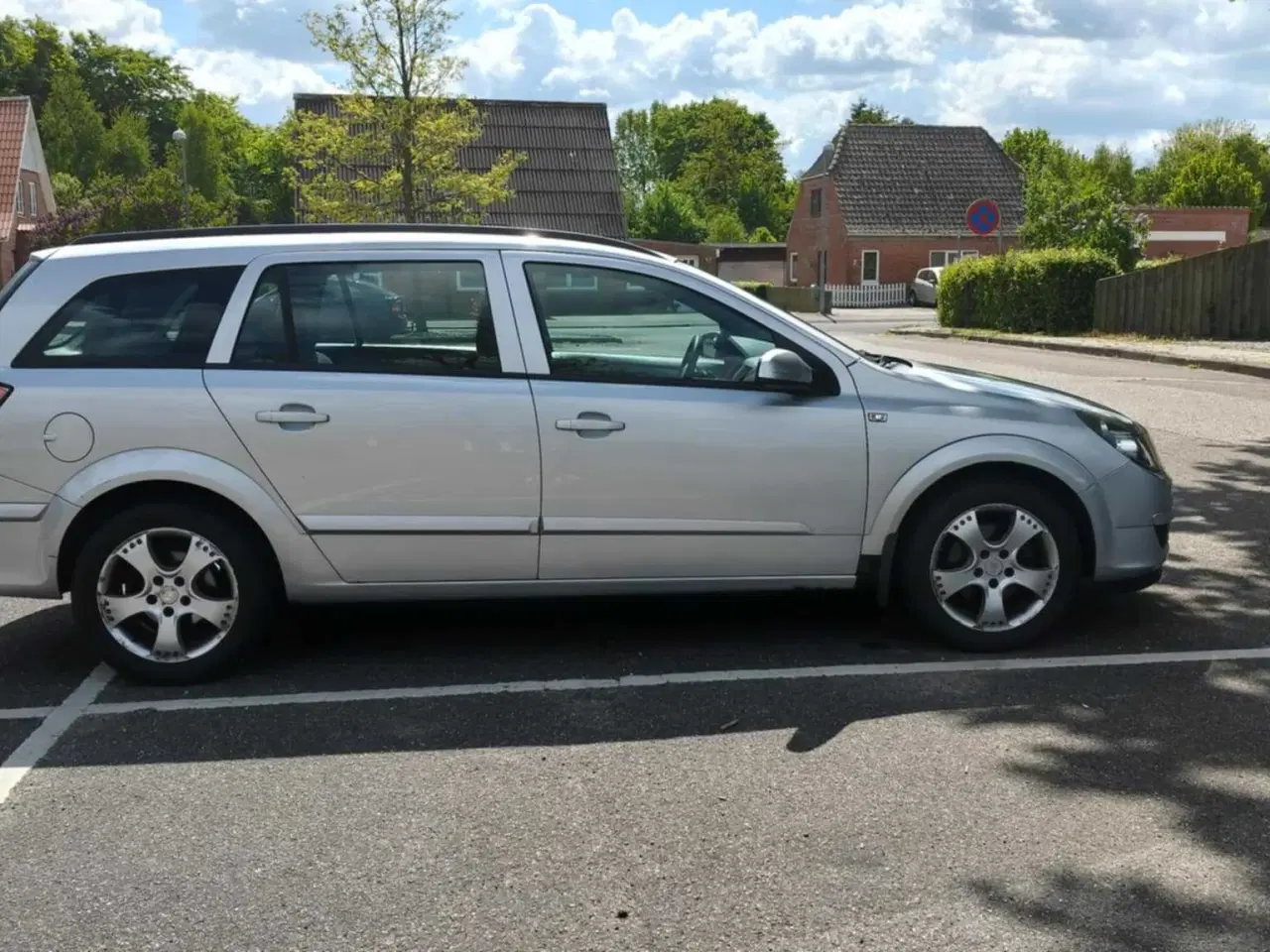 Billede 2 - Fin familiebil til salg :)