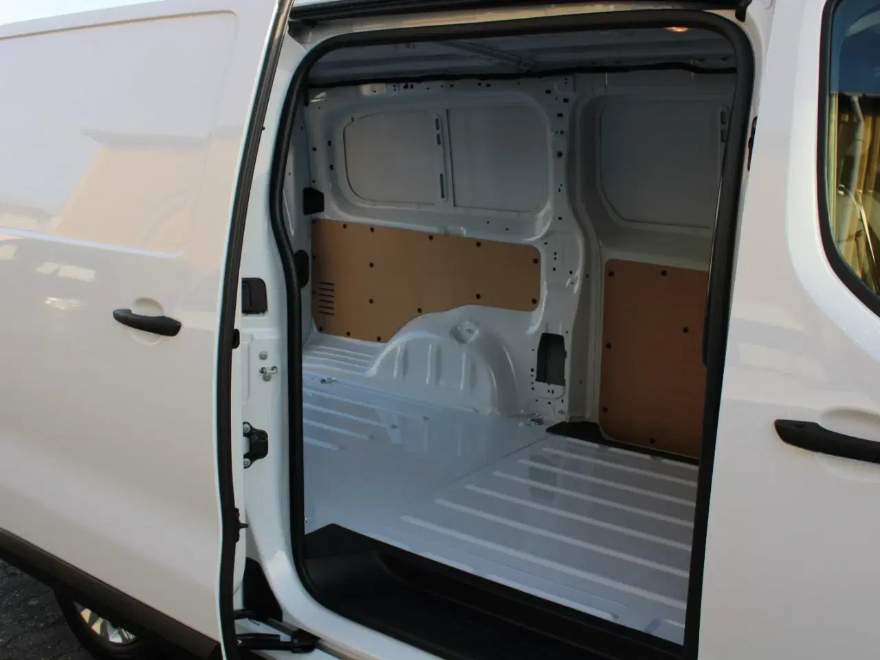 Billede 13 - Toyota ProAce 75 Long Comfort Master+