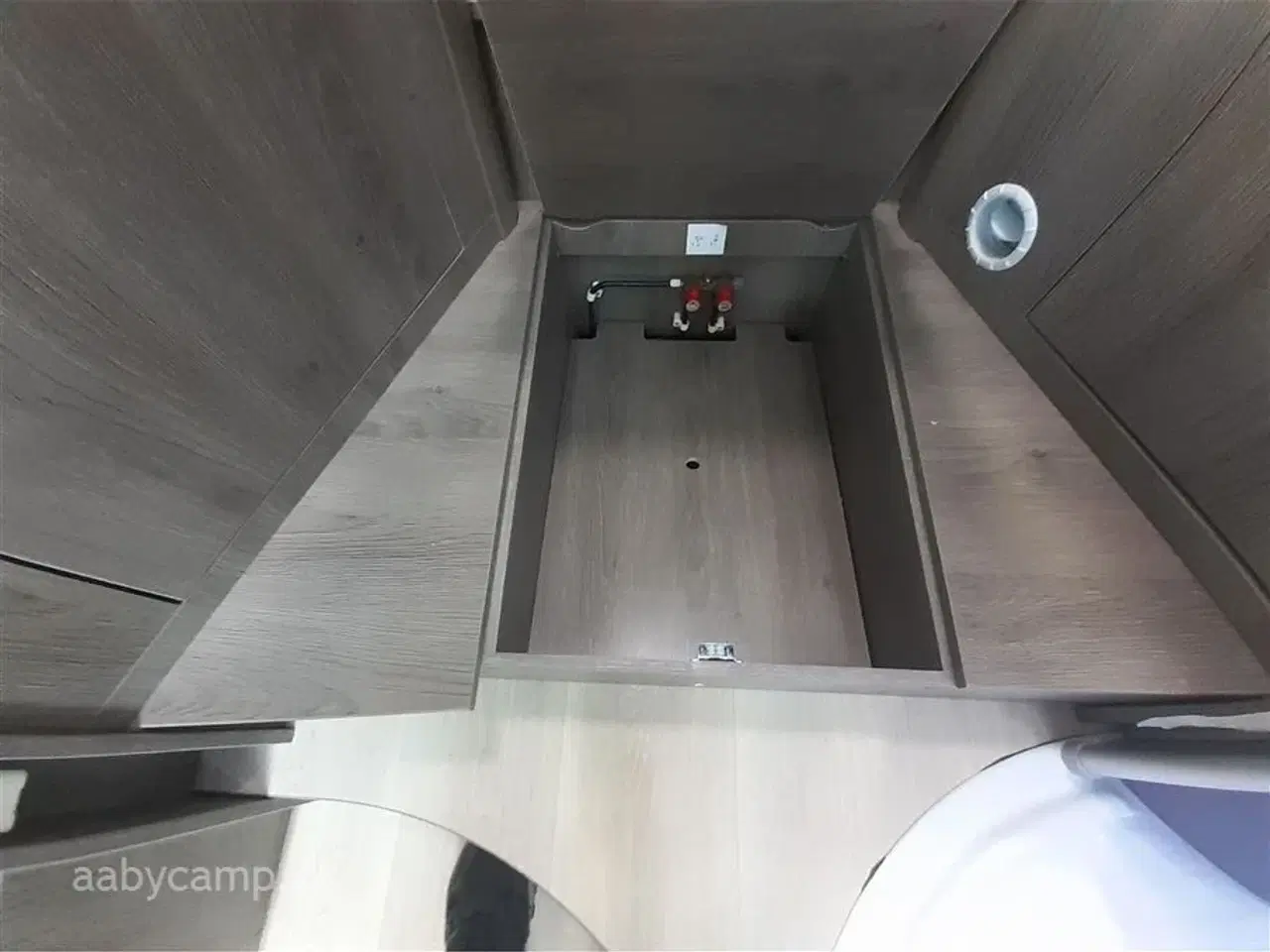 Billede 18 - 2019 - Chausson Welcome Titanium 767   Automatgear.solceller. tv. kompressor køleskab.