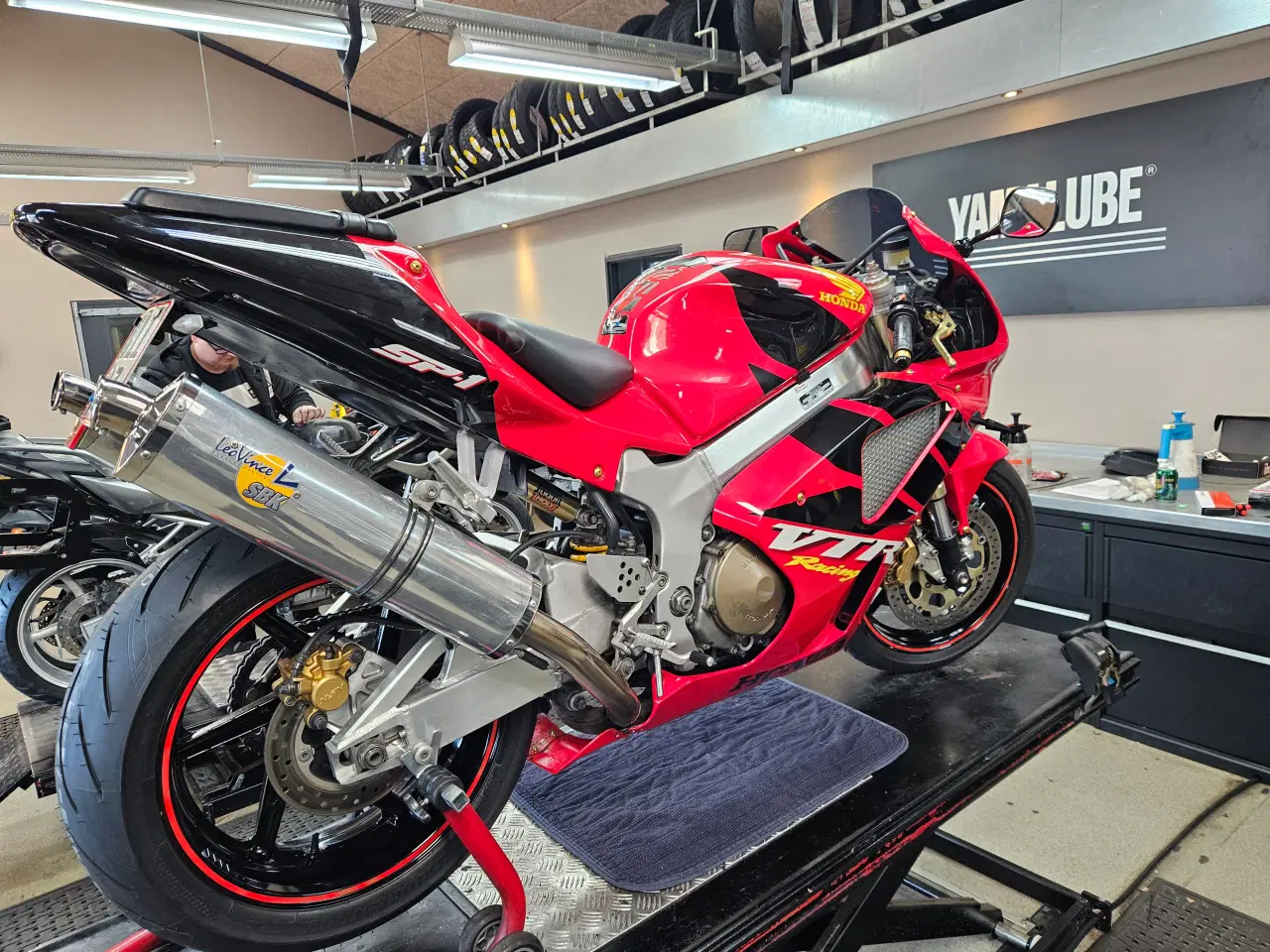 Billede 8 - Honda vtr 1000 sp1 