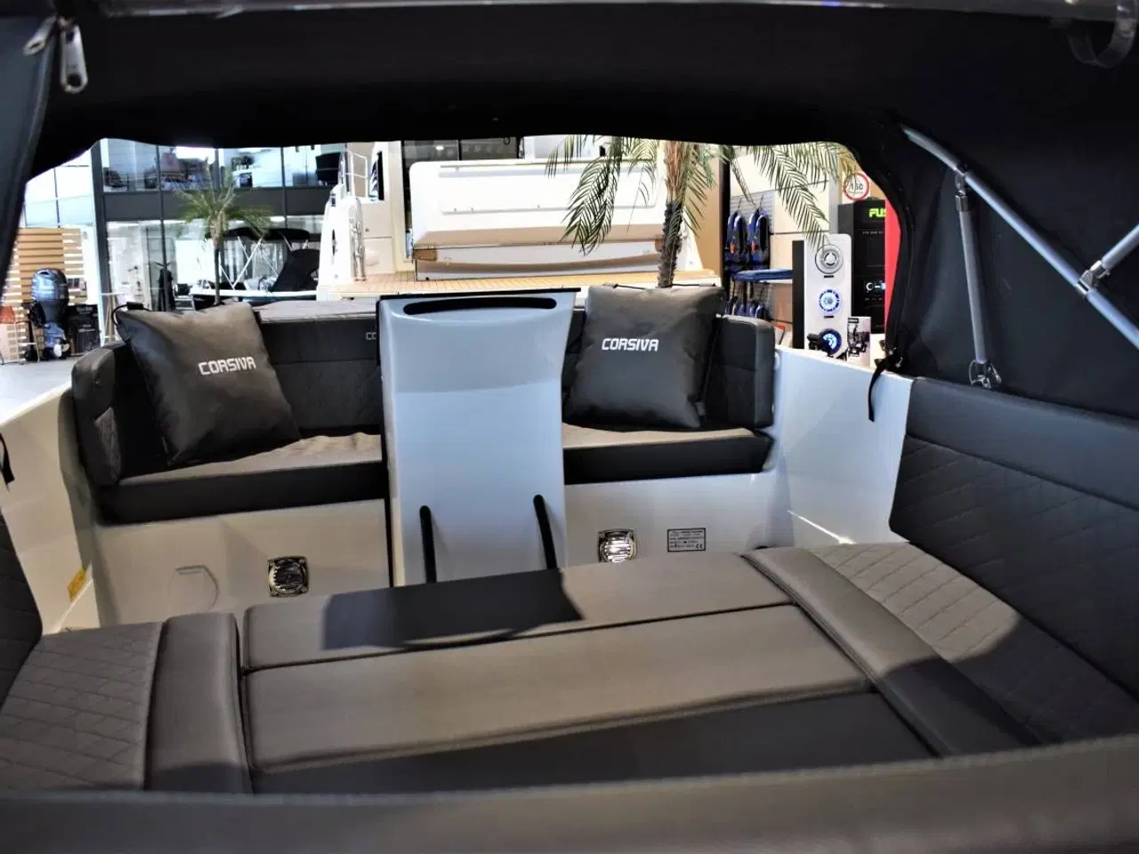 Billede 7 - Corsiva 500 Tender - 25 HK Yamaha/Udstyr