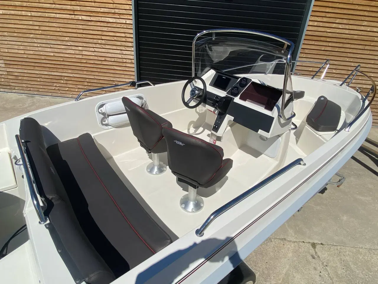 Billede 4 - HR 532 CC med 100 hk Yamaha