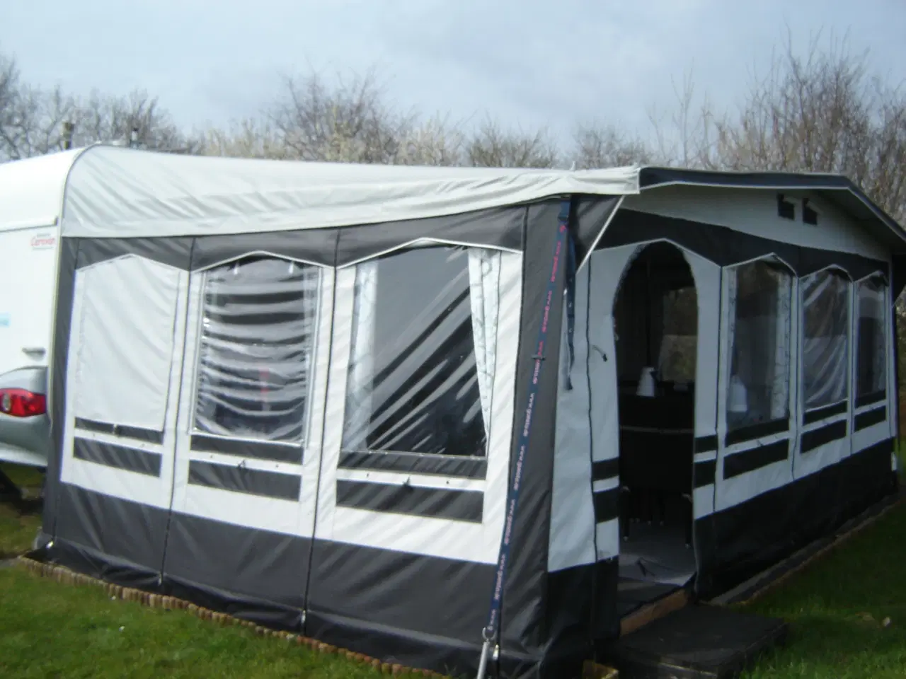 Billede 4 - Velholdt campingvogn med helsårstelt (Gysto) 