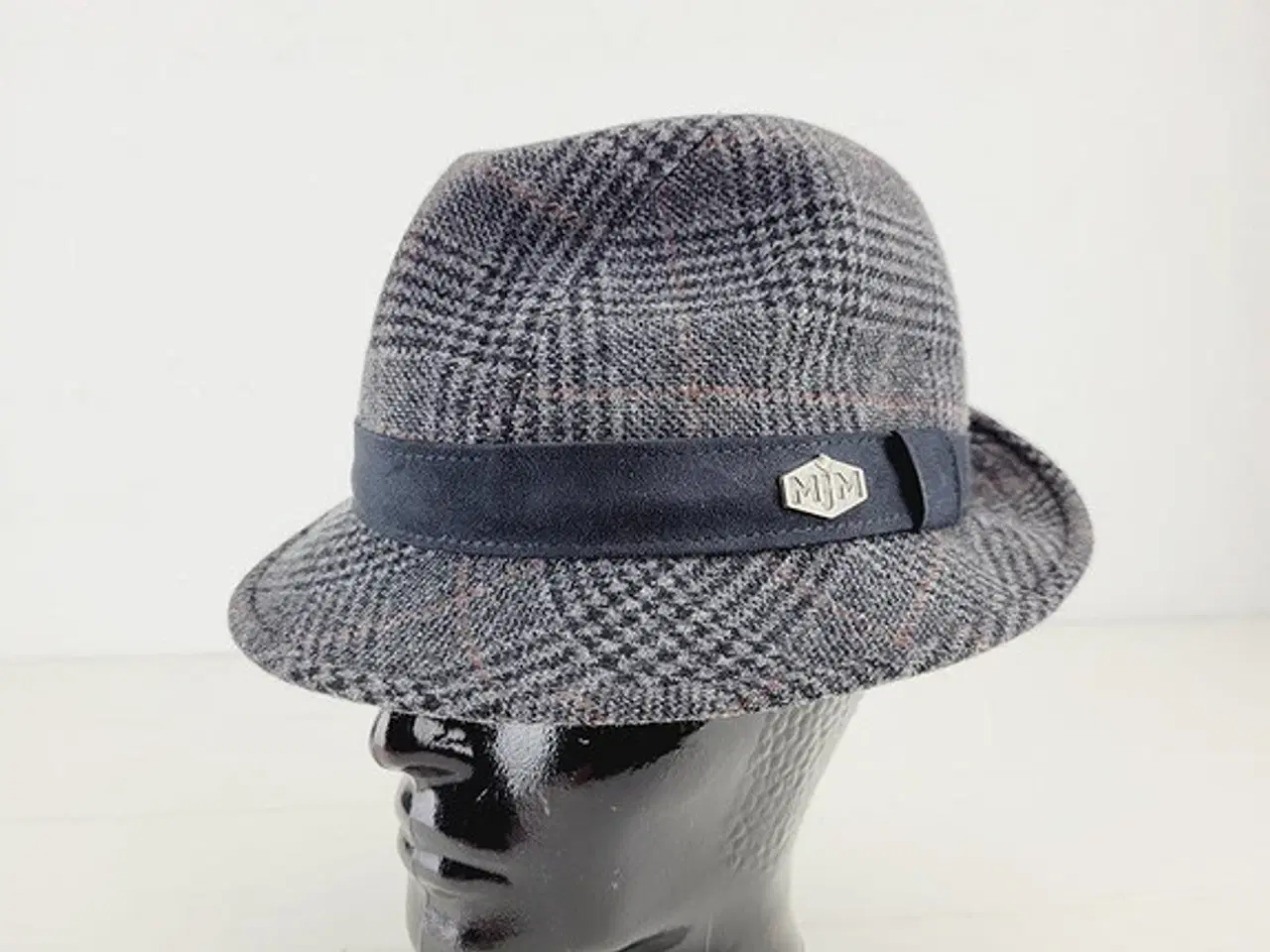 Billede 1 - MJM hat - dansk design