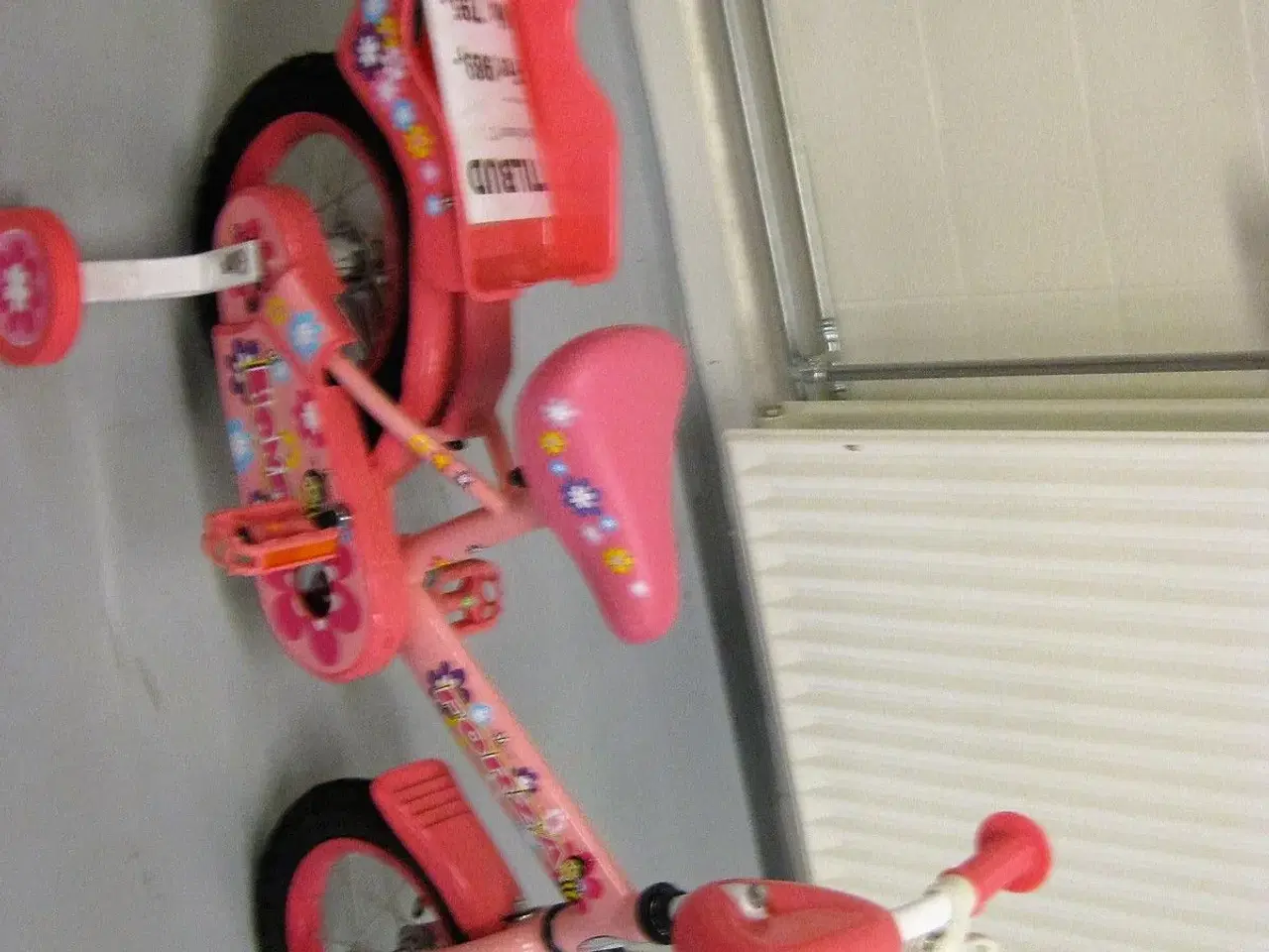 Billede 3 - Børnecykel med støttehjul