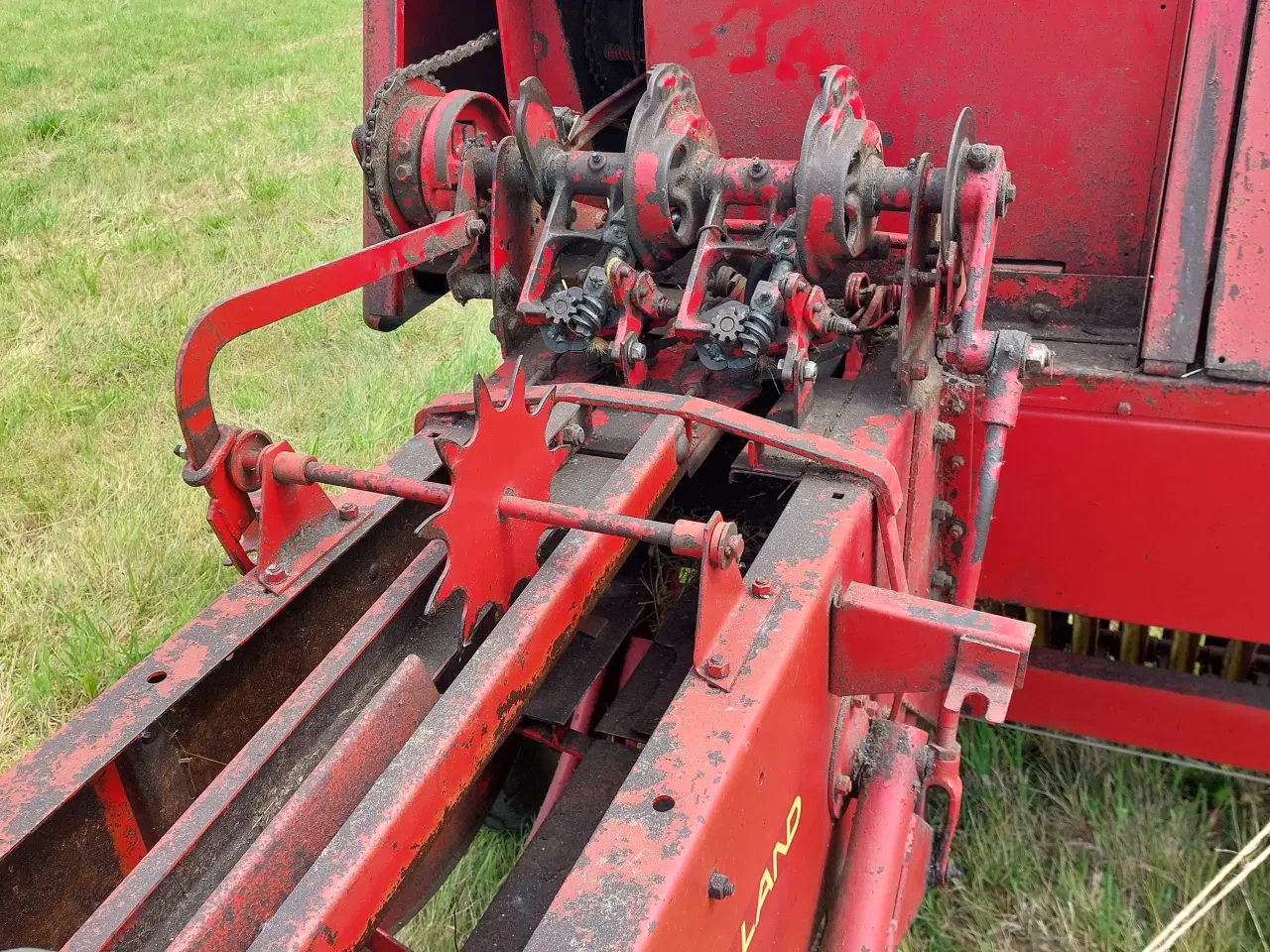 Billede 4 - NH ballepresser  276