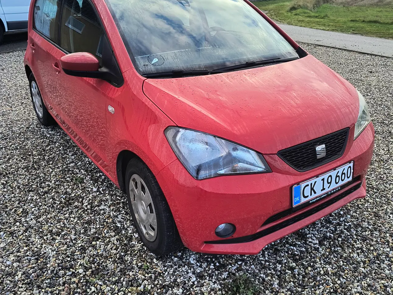 Billede 1 - Seat mii. 1år til syn.