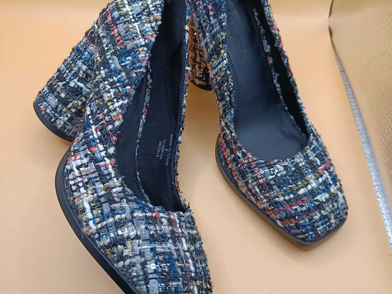 Billede 1 - ASOS 39str multi pumps med palliet 