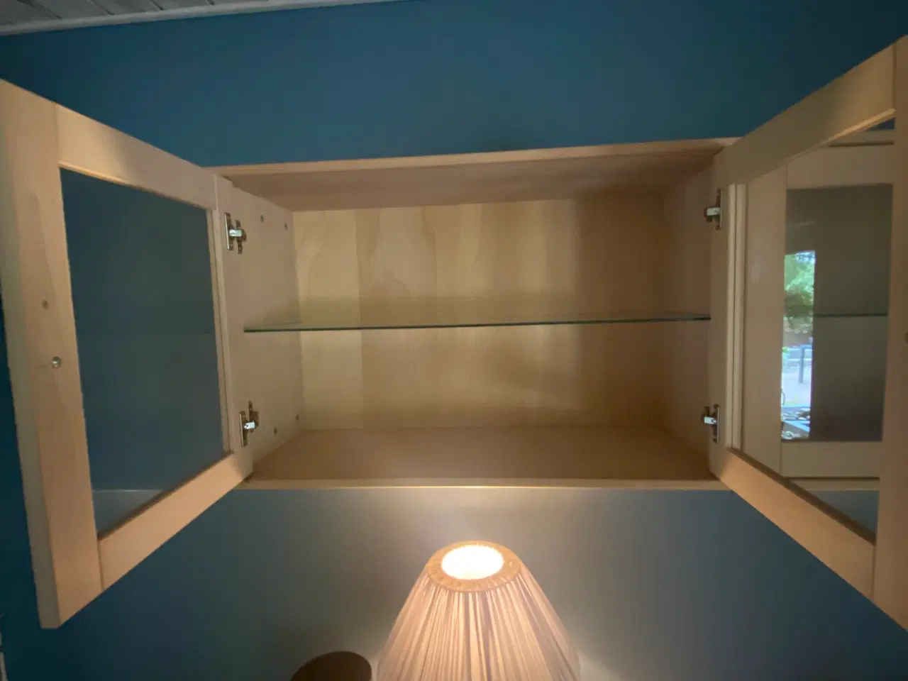 Billede 4 - Vitrineskab - massiv vasket bøg