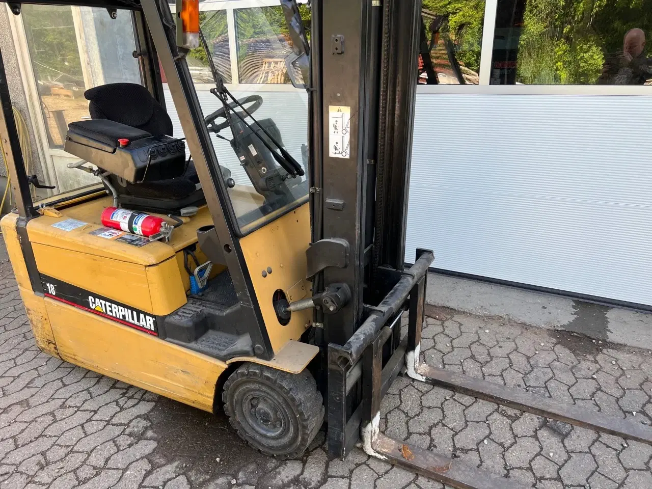 Billede 3 - Eltruck. Cat 1800 kg. Løftehøjde 448 cm.