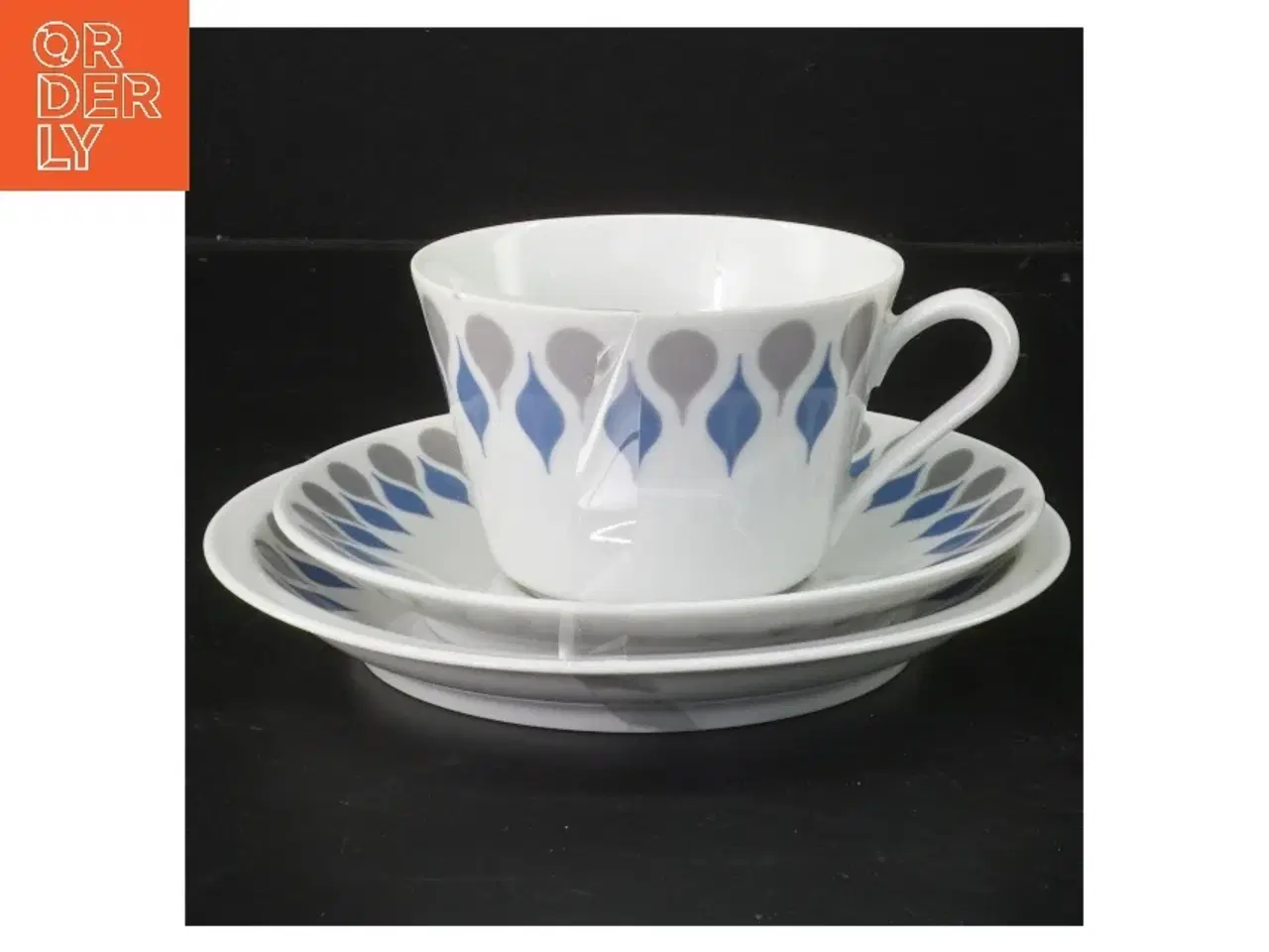 Billede 1 - Blå dråbe Porcelæn tekop og tallerken sæt (str. 10-18 cm)