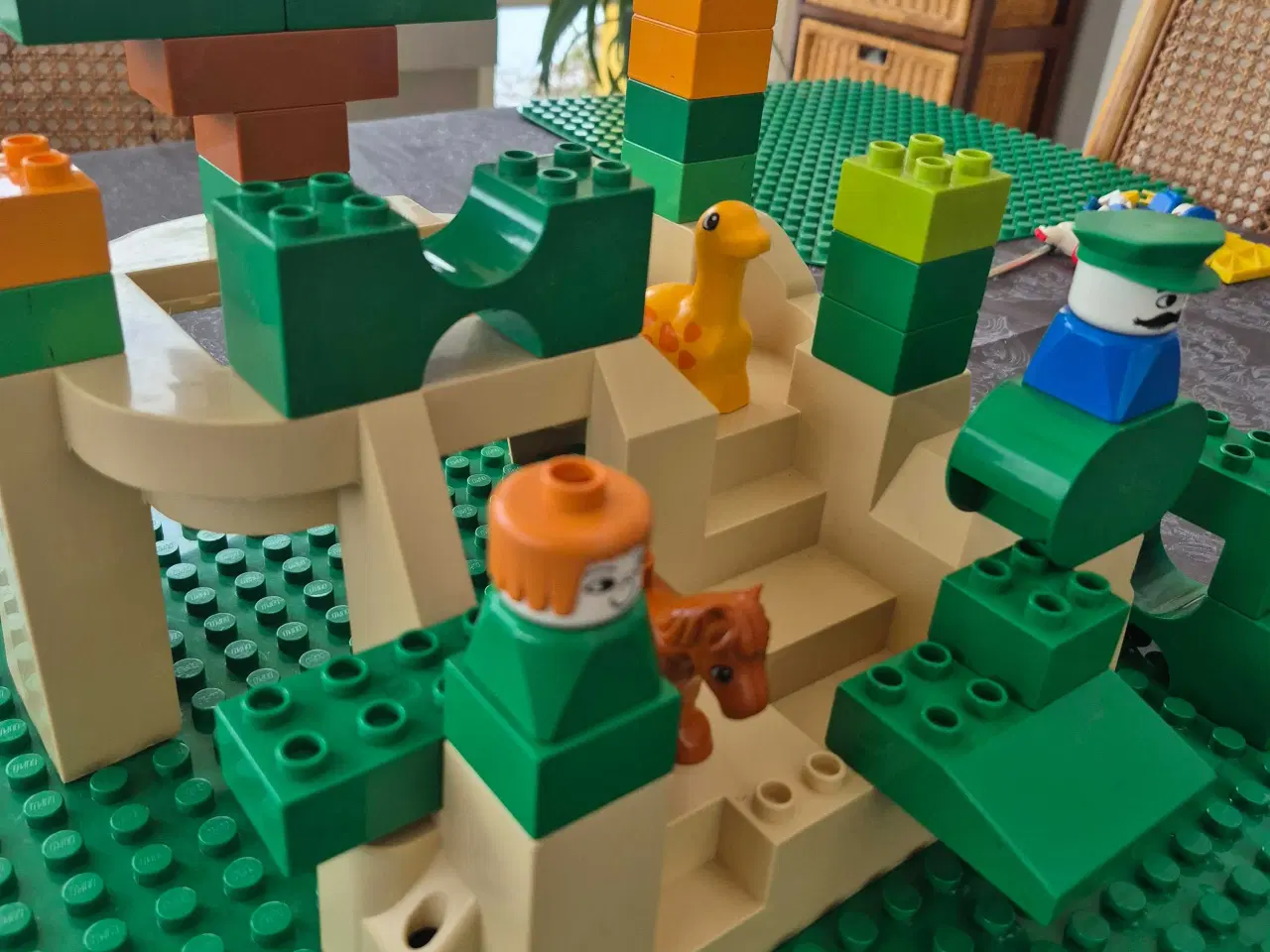Billede 1 - Duplo borg